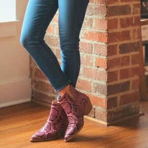 Vince Camuto Women's Pink and Brown Ankle Booties Size 7.5 - $60